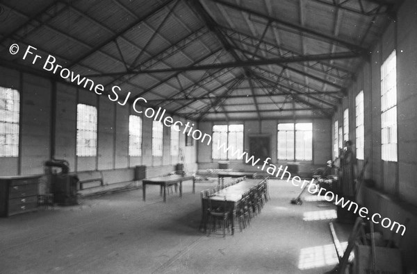 ST MARYS  AMBULACRUM  INTERIOR